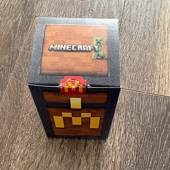 Minecraft Themed Storage Box - Picture 2 of 2